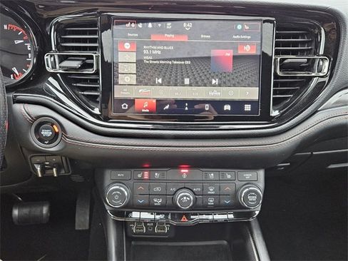 Used 2023 Dodge Durango GT image 8