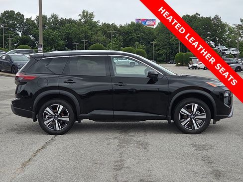 Used 2025 Nissan Rogue SL FWD image 6