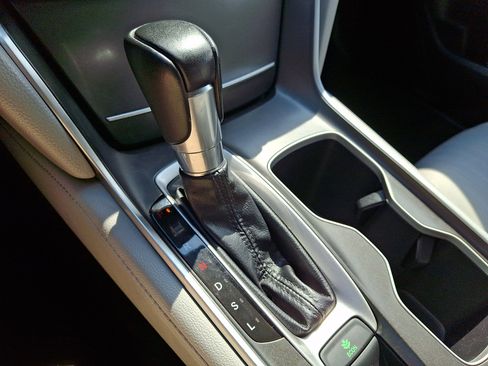 Used 2019 Honda Accord EX-L image 15