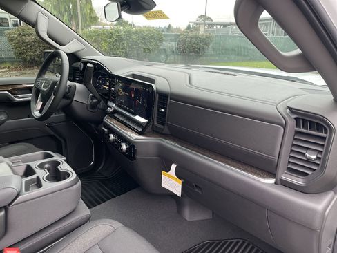 New 2026 GMC Sierra 1500 Elevation image 61