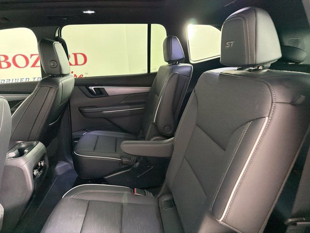 Used 2026 Buick Enclave Sport Touring w/ Power Package FWD image 24
