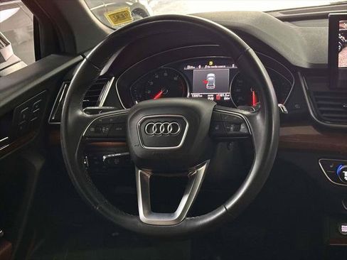 Used 2023 Audi Q5 2.0T Premium w/ Convenience Package AWD/4WD image 17