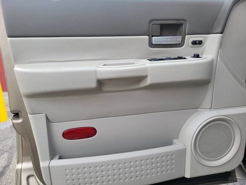 Used 2006 Dodge Durango Limited w/ Trailer Tow Group RWD image 28