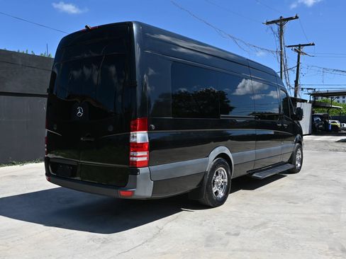 Used 2013 Mercedes-Benz Sprinter 2500 image 4