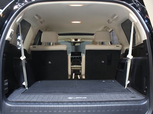 Used 2022 Lexus GX 460 Premium w/ Accessory Package AWD/4WD image 66