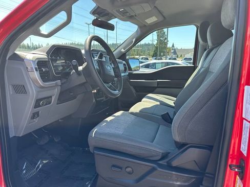 Used 2023 Ford F150 XLT w/ Trailer Tow Package image 9