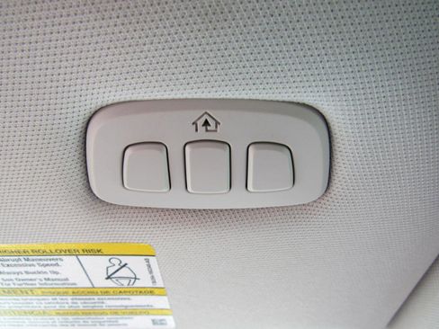 Used 2025 Ford Expedition Active image 27