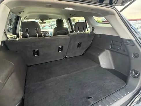 Used 2018 GMC Terrain SLE FWD image 9