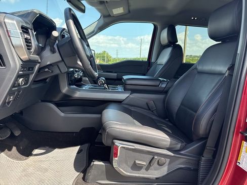 Used 2022 Ford F150 Lariat w/ Max Trailer Tow Package image 6