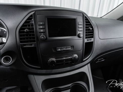 Used 2022 Mercedes-Benz Metris image 29