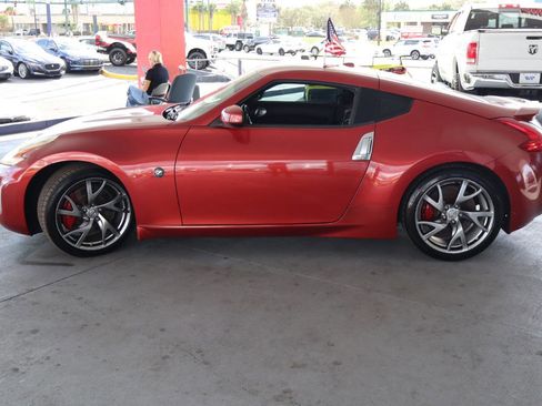 Used 2013 Nissan 370Z Touring w/ Sport Pkg image 8