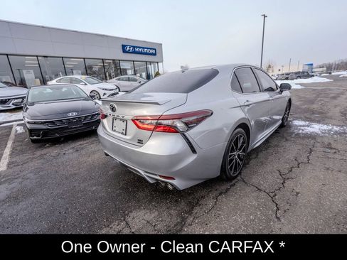 Used 2023 Toyota Camry SE w/ Cold Weather Package image 7