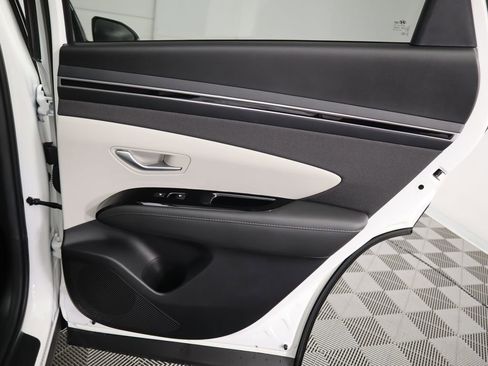 Used 2023 Hyundai Tucson Limited image 28