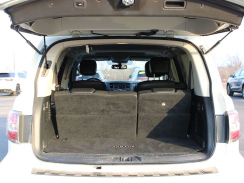 Used 2019 Nissan Armada SL w/ Premium Package image 14