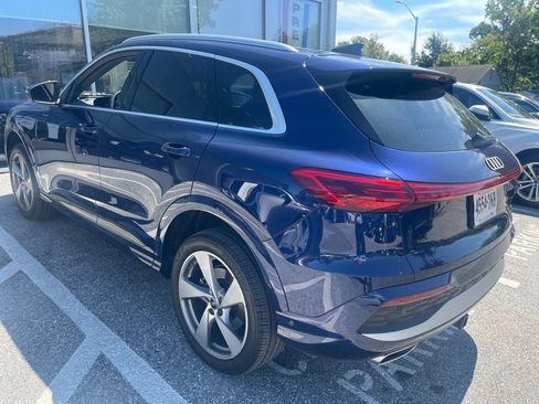 Used 2025 Audi Q5 Premium Plus w/ Premium Plus AWD/4WD image 8