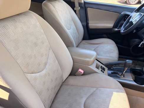 Used 2012 Toyota RAV4 FWD w/ Value Pkg image 11