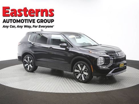 Used 2025 Mitsubishi Outlander SE AWD/4WD image 49