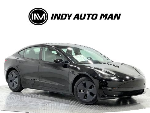 Used 2022 Tesla Model 3 Standard Range RWD image 2