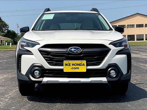 Used 2025 Subaru Outback Limited AWD/4WD image 8
