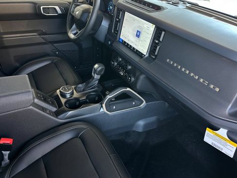 New 2026 Ford Bronco Badlands AWD/4WD image 15