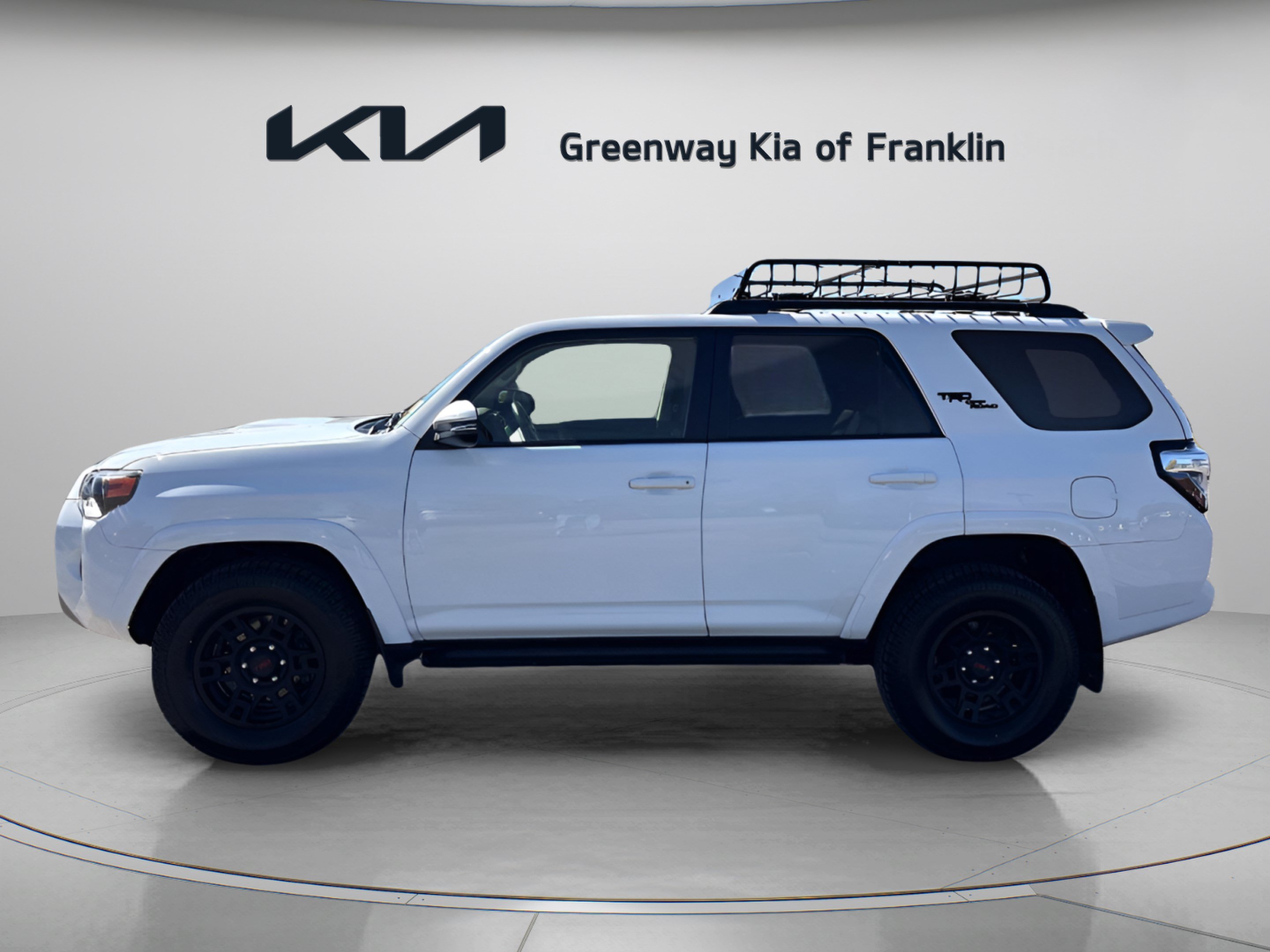 Used 2023 Toyota 4Runner TRD Off-Road Premium AWD/4WD image 4