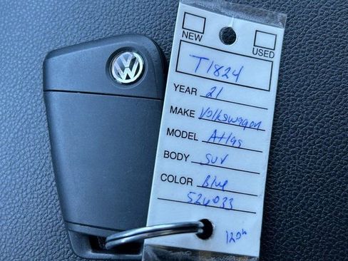 Used 2021 Volkswagen Atlas SE image 42