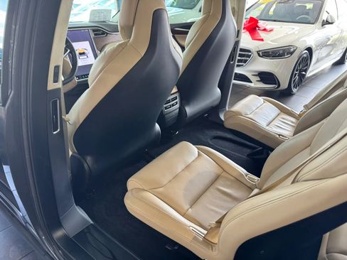 Used 2017 Tesla Model X 90D image 20