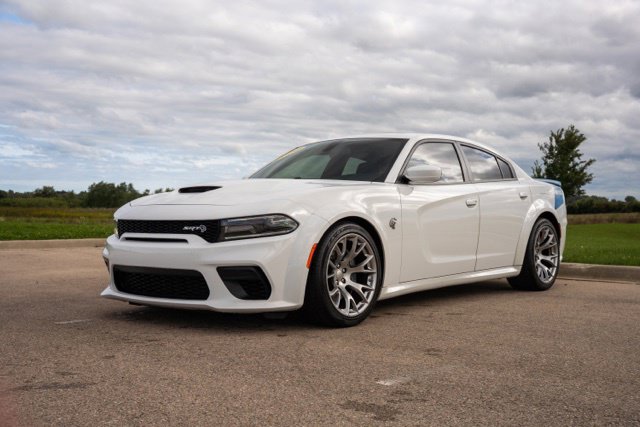 Used 2020 Dodge Charger SRT Hellcat w/ Harman/Kardon Audio Group RWD image 3