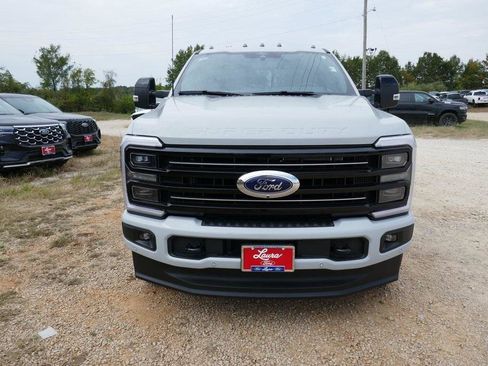 New 2026 Ford F350 Platinum w/ FX4 Off-Road Package image 8