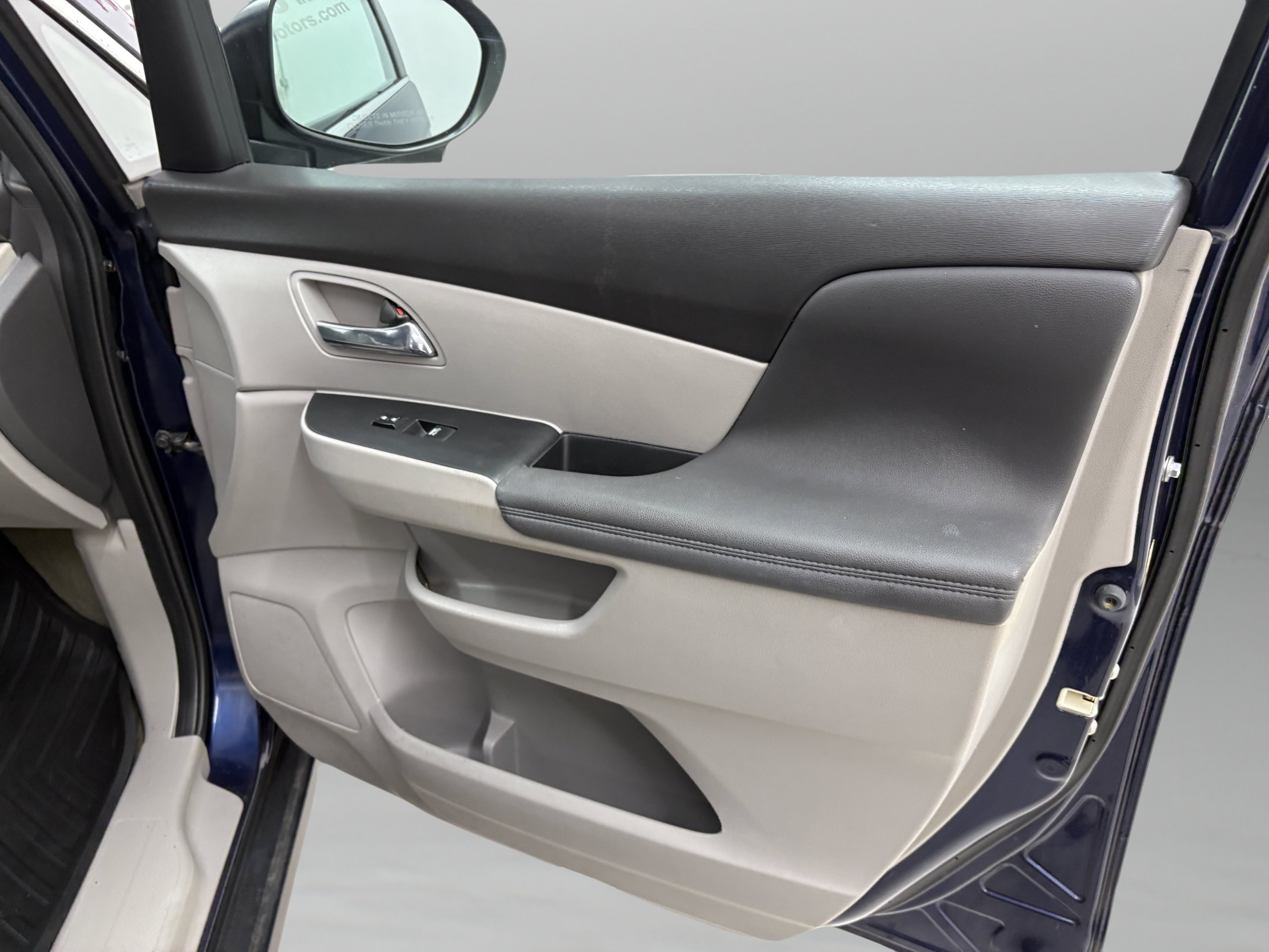Used 2015 Honda Odyssey EX-L image 31