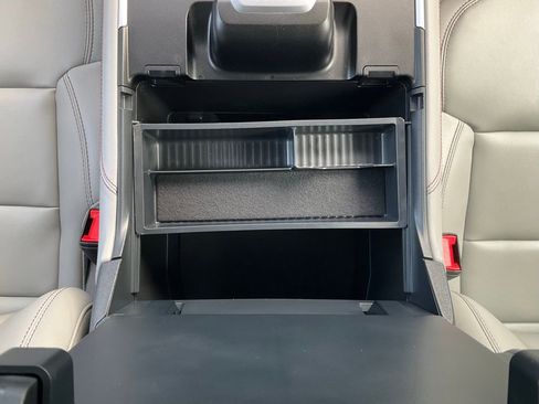 Used 2025 Ford Expedition Max Active image 35