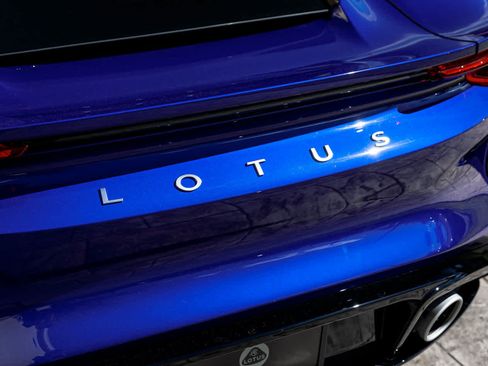 New 2025 Lotus Emira image 28