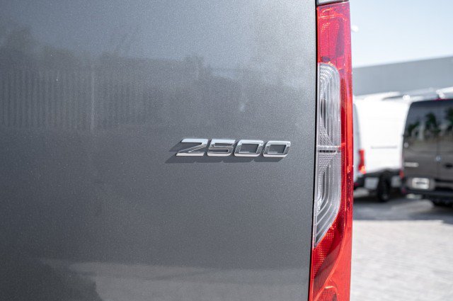 Used 2025 Mercedes-Benz Sprinter 2500 image 9