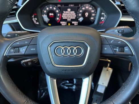 Certified 2025 Audi Q3 2.0T Premium AWD/4WD image 19