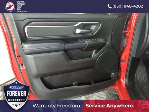 Used 2025 RAM 1500 Big Horn AWD/4WD image 17