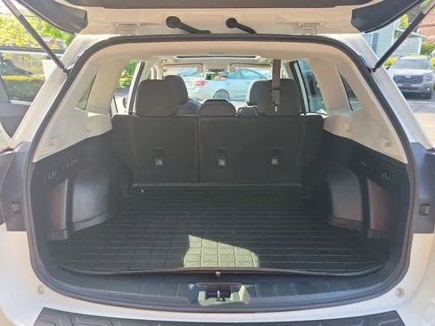 Used 2021 Subaru Forester Premium AWD/4WD image 28