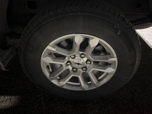 Used 2024 Chevrolet Silverado 1500 RST image 15