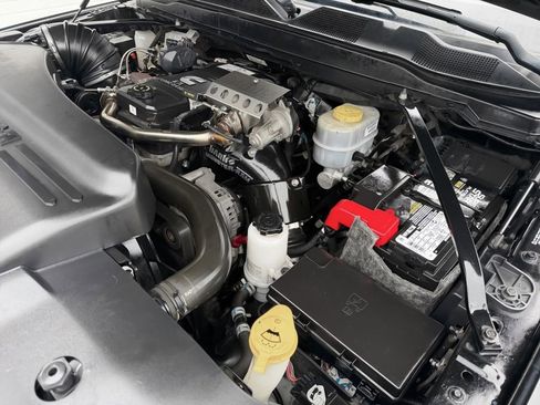 Used 2019 RAM 2500 Laramie image 33