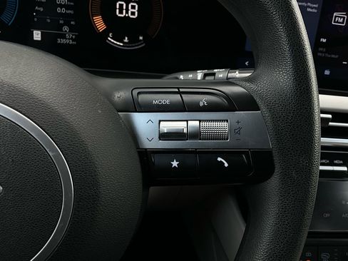 Used 2025 Hyundai Tucson SEL image 36