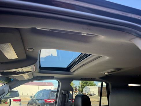 Used 2017 Chevrolet Tahoe Premier AWD/4WD image 12