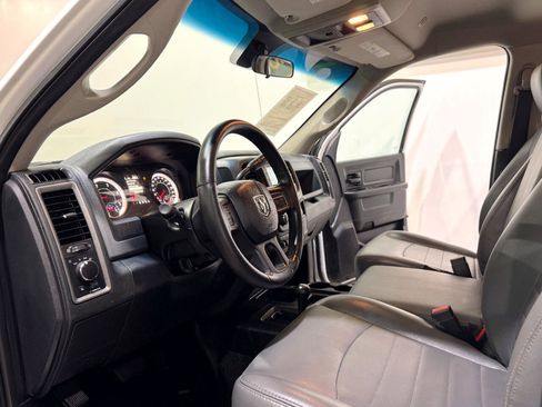 Used 2018 RAM 2500 Tradesman w/ Cold Weather Group image 9