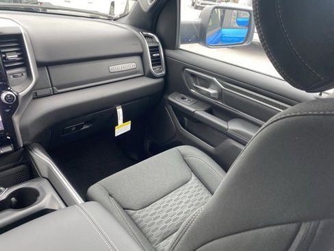 New 2026 RAM 1500 4x4 Crew Cab image 47