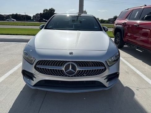 Used 2022 Mercedes-Benz A 220 image 3