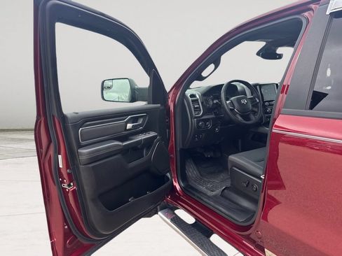 Used 2025 RAM 1500 Big Horn AWD/4WD image 9