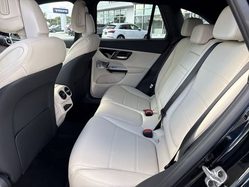 New 2026 Mercedes-Benz GLC 300 image 12