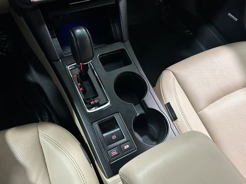 Used 2018 Subaru Outback 2.5i Limited image 8