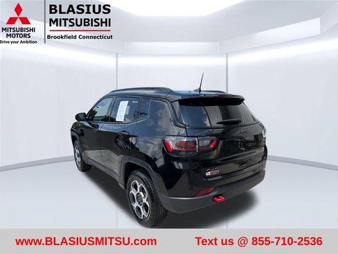 Used 2022 Jeep Compass Trailhawk w/ Trailhawk Elite Group AWD/4WD image 12