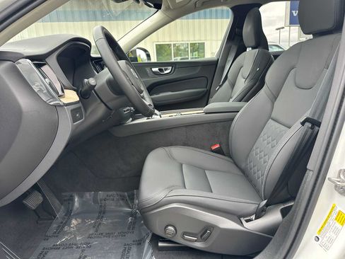 Used 2026 Volvo XC60 B5 Plus w/ Climate Package AWD/4WD image 19