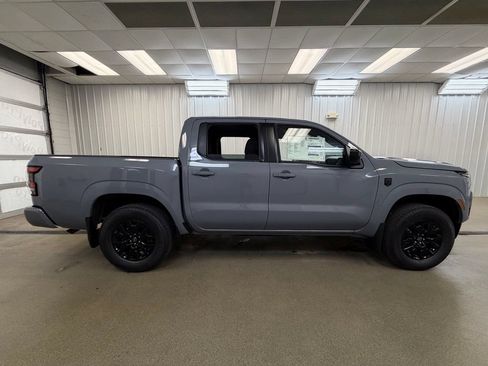New 2026 Nissan Frontier SV w/ Tow Package AWD/4WD image 5