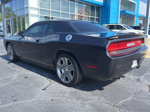 Used 2012 Dodge Challenger R/T RWD image 7